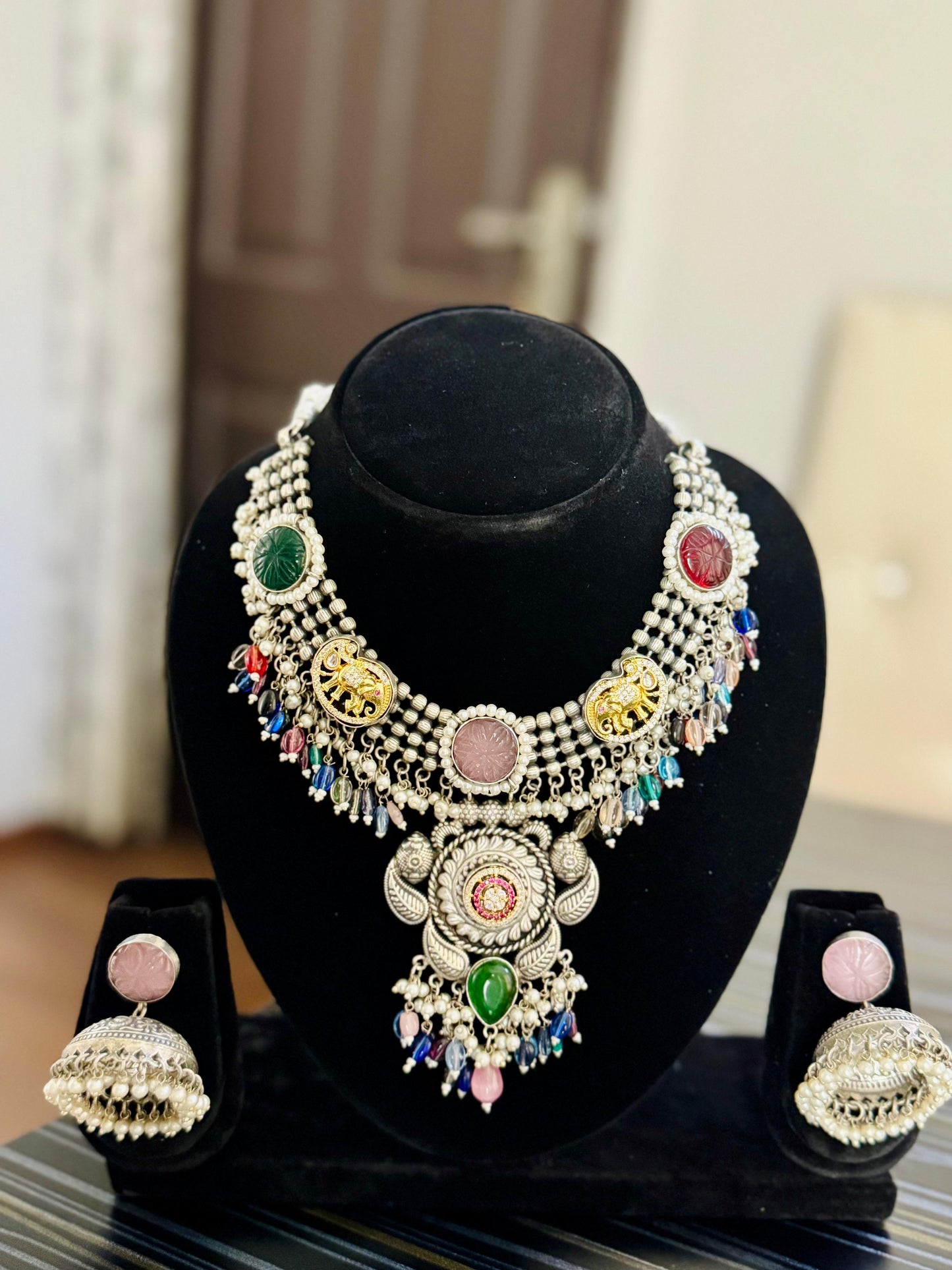 AUREVA Heritage Royale Necklace Set